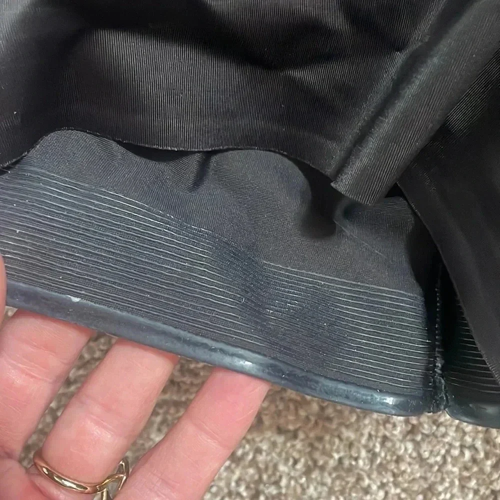 TC shown silicone